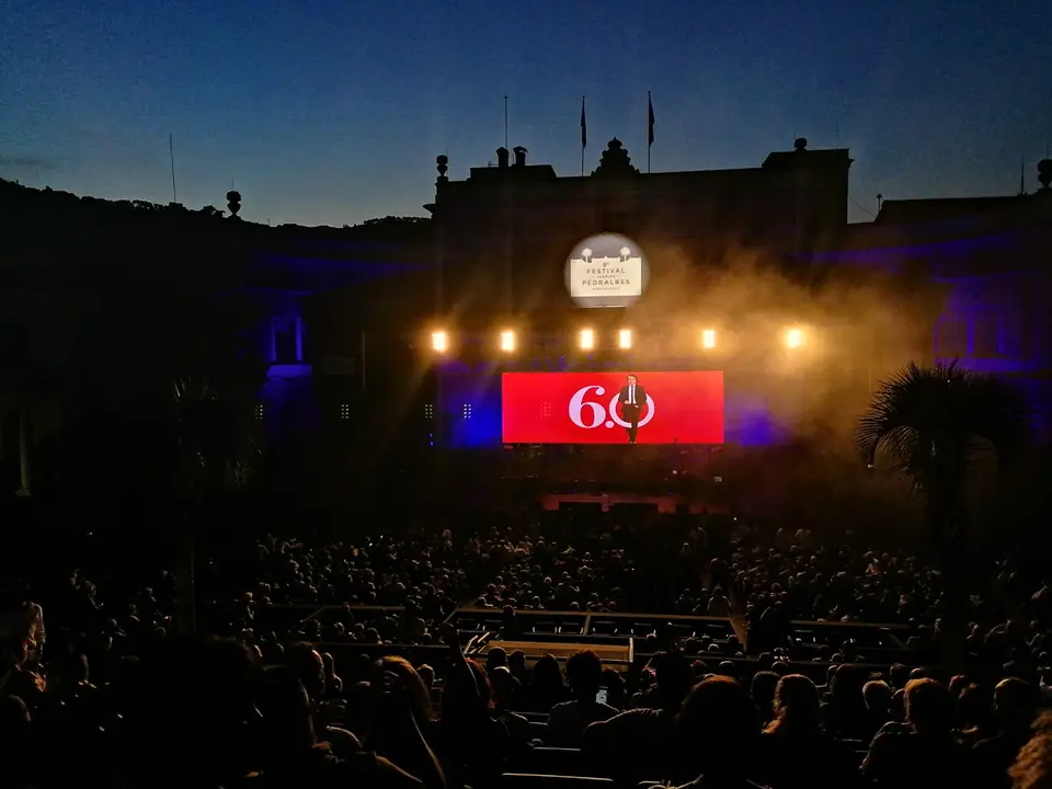 Actuación de Rapahel en Pedralbes (Pablo Ruzafa)