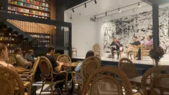 Presentació del llibre d’Alcarràs amb Carla Simón Arnau Vilaró a la Llibreria Ona.